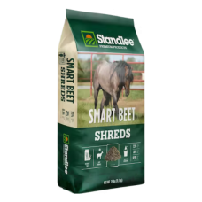 Standlee Premium Smart Beet Shreds. 40-lb green feed bag.