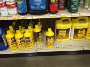 Pyranha Wipe N' Spray | Argyle Feed Store